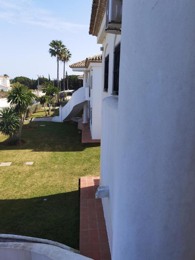 דירות צ'יקלנה דה לה פרונטרה La Barrosa-Novo Sancti Petri, Wifi, Aire Acondicionado, Parking מראה חיצוני תמונה