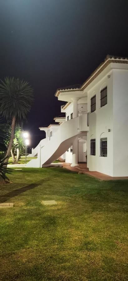 דירות צ'יקלנה דה לה פרונטרה La Barrosa-Novo Sancti Petri, Wifi, Aire Acondicionado, Parking מראה חיצוני תמונה