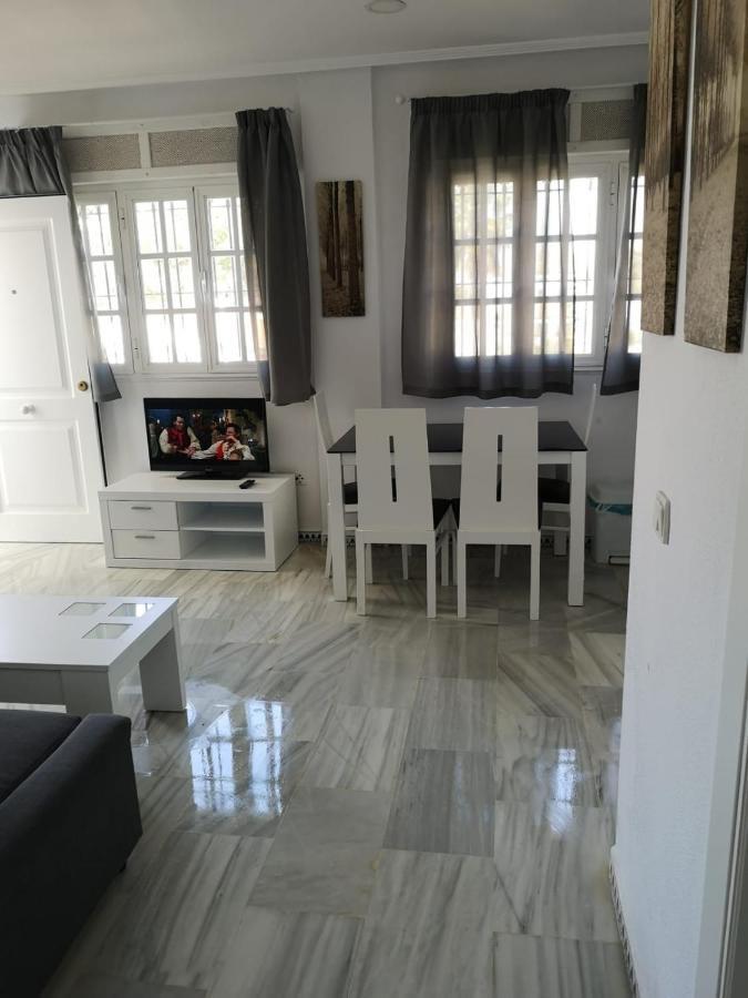 דירות צ'יקלנה דה לה פרונטרה La Barrosa-Novo Sancti Petri, Wifi, Aire Acondicionado, Parking מראה חיצוני תמונה